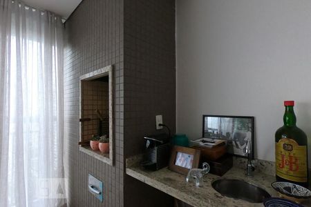 Sala de apartamento para alugar com 2 quartos, 104m² em Parque Reboucas, São Paulo