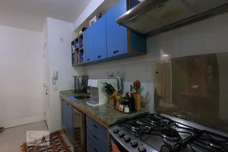 Apartamento para alugar com 104m², 2 quartos e 2 vagasCozinha