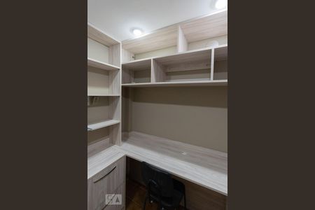 Apartamento à venda com 64m², 2 quartos e 1 vagaQuarto de Serviço