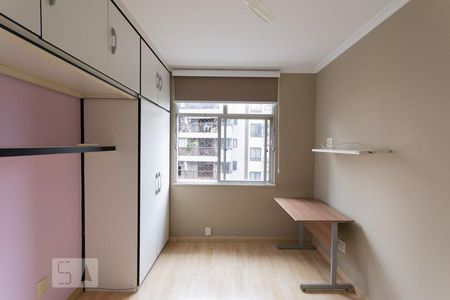 Apartamento à venda com 64m², 2 quartos e 1 vagaQuarto 2