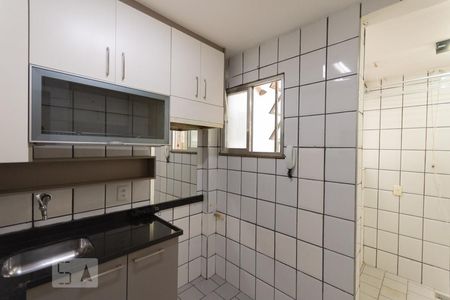 Apartamento à venda com 64m², 2 quartos e 1 vagaCozinha e Área de Serviço