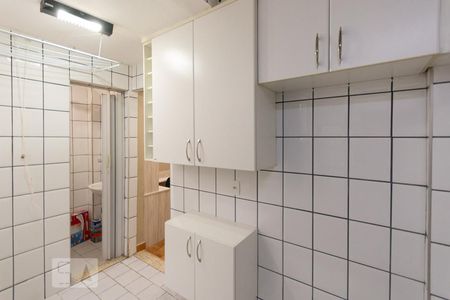 Apartamento à venda com 64m², 2 quartos e 1 vagaCozinha e Área de Serviço
