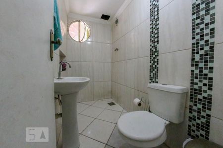 Casa à venda com 200m², 6 quartos e 3 vagasBanheiro Social 2