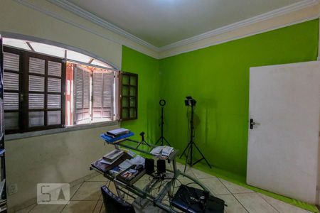 Casa à venda com 200m², 6 quartos e 3 vagasQuarto 3