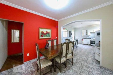 Casa à venda com 200m², 6 quartos e 3 vagasCopa