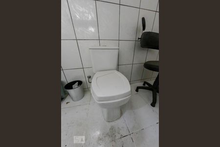 Casa à venda com 200m², 6 quartos e 3 vagasBanheiro da Suíte