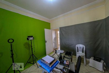 Casa à venda com 200m², 6 quartos e 3 vagasQuarto 3