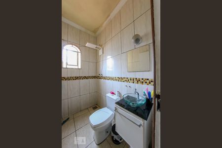 Casa à venda com 200m², 6 quartos e 3 vagasBanheiro Social