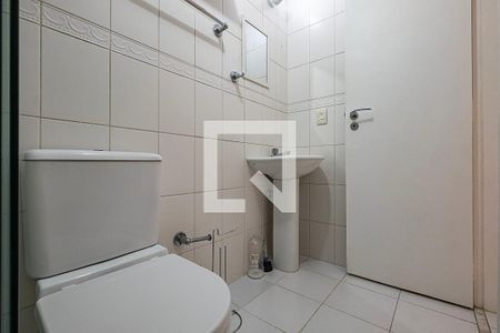 Banheiro de kitnet/studio para alugar com 1 quarto, 30m² em Cerqueira César, São Paulo