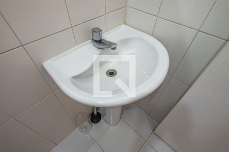 Banheiro de kitnet/studio para alugar com 1 quarto, 30m² em Cerqueira César, São Paulo