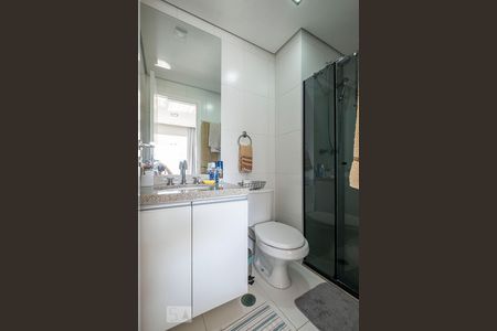 Banheiro de apartamento à venda com 1 quarto, 35m² em Pinheiros, São Paulo