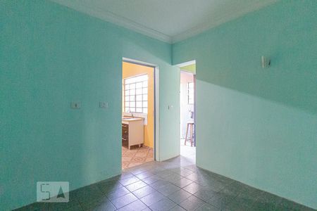 Quarto de casa à venda com 1 quarto, 80m² em São Pedro, Osasco