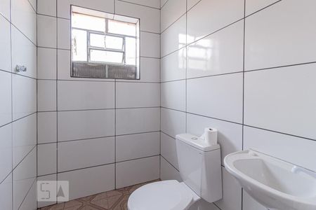 Banheiro de casa à venda com 1 quarto, 80m² em São Pedro, Osasco