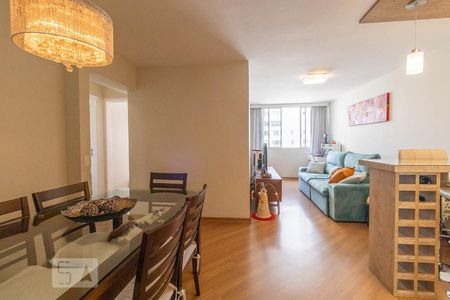 Apartamento à venda com 80m², 2 quartos e 1 vagaSala