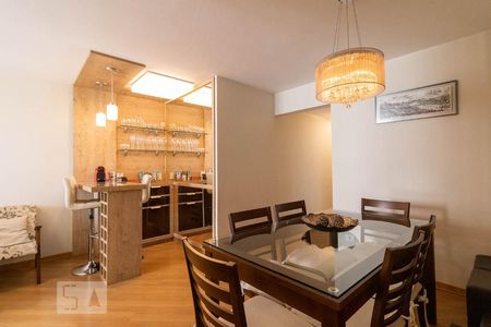 Sala de apartamento à venda com 2 quartos, 80m² em Pinheiros, São Paulo