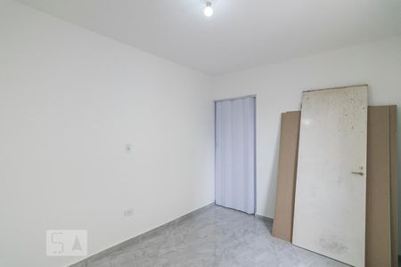Quarto 2 de casa para alugar com 2 quartos, 50m² em Cidade São Jorge, Santo André