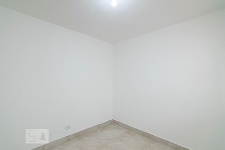 Quarto 1 de casa para alugar com 2 quartos, 50m² em Cidade São Jorge, Santo André