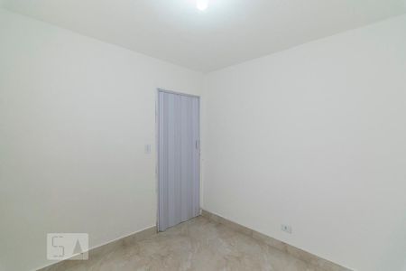 Quarto 1 de casa para alugar com 2 quartos, 50m² em Cidade São Jorge, Santo André