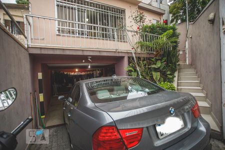 Casa à venda com 250m², 4 quartos e 2 vagasGaragem