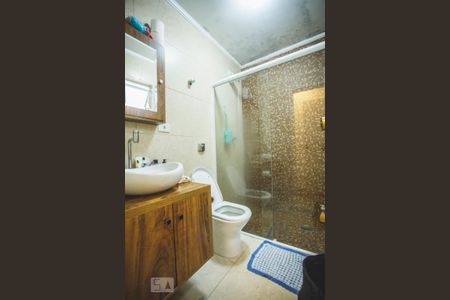 Casa à venda com 250m², 4 quartos e 2 vagasBanheiro - Suíte 1