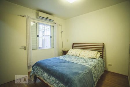 Casa à venda com 250m², 4 quartos e 2 vagasSuíte 2