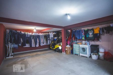 Casa à venda com 250m², 4 quartos e 2 vagasGaragem / Área de Serviço