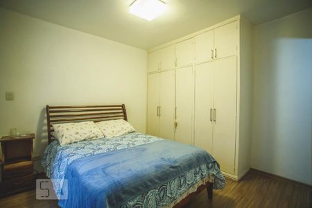 Casa à venda com 250m², 4 quartos e 2 vagasSuíte 2