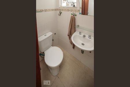 Apartamento para alugar com 80m², 3 quartos e 1 vaga Apartamento para alugar com 80m², 3 quartos e 1 vagaBanheiro