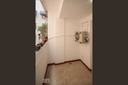Apartamento para alugar com 80m², 3 quartos e 1 vaga Apartamento para alugar com 80m², 3 quartos e 1 vagaVaranda