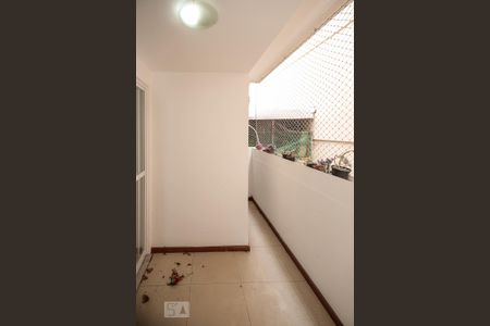 Apartamento para alugar com 80m², 3 quartos e 1 vaga Apartamento para alugar com 80m², 3 quartos e 1 vagaVaranda