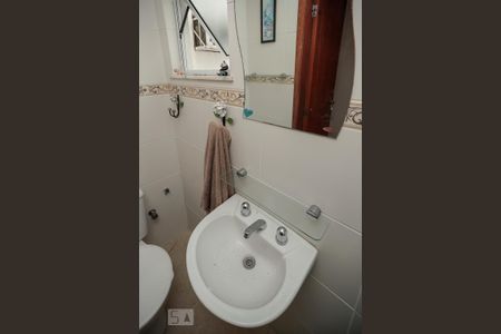 Apartamento para alugar com 80m², 3 quartos e 1 vaga Apartamento para alugar com 80m², 3 quartos e 1 vagaBanheiro