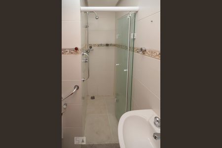 Apartamento para alugar com 80m², 3 quartos e 1 vaga Apartamento para alugar com 80m², 3 quartos e 1 vagaBanheiro Suíte 1