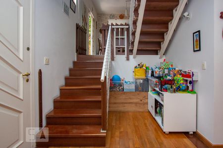 Sala de casa à venda com 3 quartos, 138m² em Paraíso do Morumbi, São Paulo