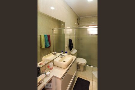 Casa à venda com 160m², 2 quartos e 4 vagasBanheiro