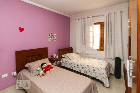 Casa à venda com 160m², 2 quartos e 4 vagasSuite