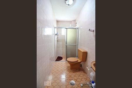 Banheiro  de apartamento para alugar com 1 quarto, 43m² em Taboão, São Bernardo do Campo