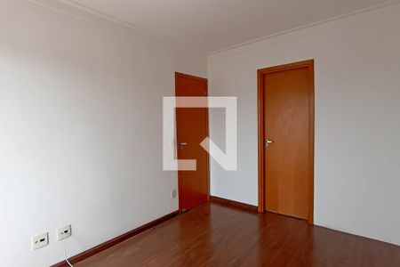 Apartamento à venda com 84m², 3 quartos e 2 vagas Apartamento à venda com 84m², 3 quartos e 2 vagasSuíte