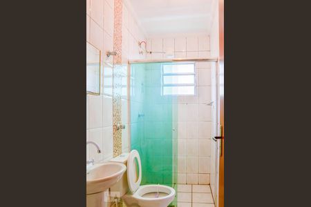 Banheiro Social de casa para alugar com 2 quartos, 95m² em Vila Pereira Barreto, São Paulo