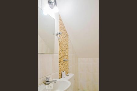 Lavabo de casa para alugar com 2 quartos, 95m² em Vila Pereira Barreto, São Paulo