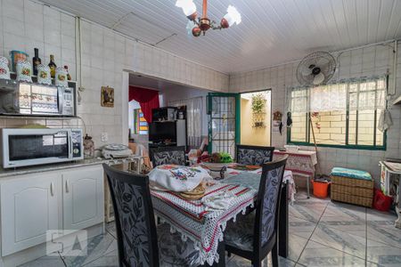 Cozinha de casa à venda com 4 quartos, 200m² em Sarandi, Porto Alegre