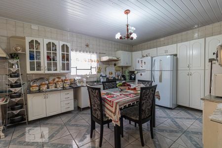 Cozinha de casa à venda com 4 quartos, 200m² em Sarandi, Porto Alegre