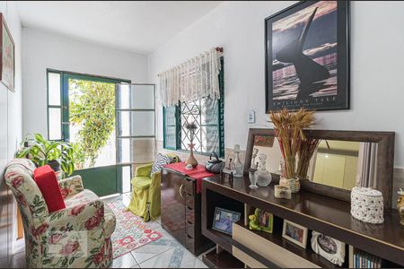 Sala de casa à venda com 4 quartos, 200m² em Sarandi, Porto Alegre