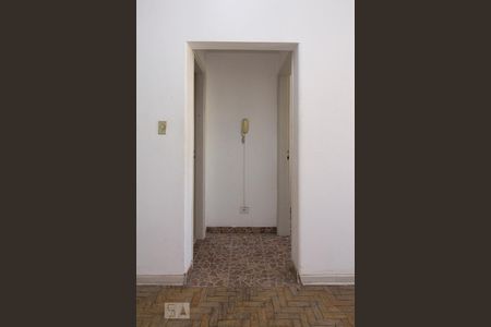 Entrada Banheiro / Cozinha de kitnet/studio para alugar com 1 quarto, 55m² em Campos Elíseos, São Paulo