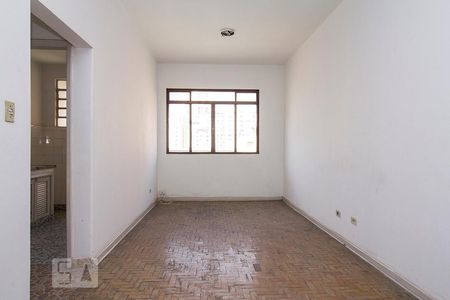 Studio para alugar com 55m², 1 quarto e sem vaga Studio para alugar com 55m², 1 quarto e sem vagaSala
