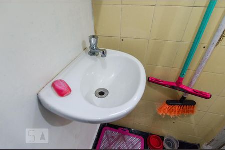 Apartamento à venda com 65m², 2 quartos e 1 vagaBanheiro de serviço