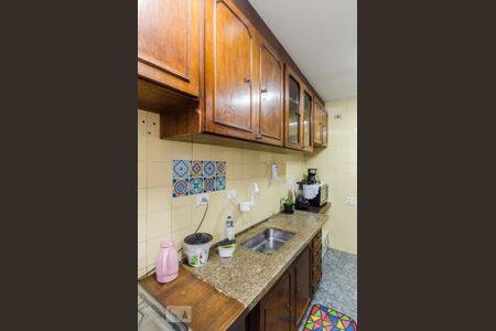 Apartamento à venda com 65m², 2 quartos e 1 vagaCozinha