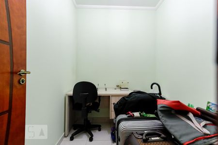Casa à venda com 235m², 3 quartos e 4 vagas Casa à venda com 235m², 3 quartos e 4 vagasEscritório 2