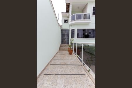 Casa à venda com 235m², 3 quartos e 4 vagas Casa à venda com 235m², 3 quartos e 4 vagasRampa Entrada