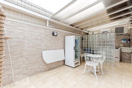Casa à venda com 235m², 3 quartos e 4 vagas Casa à venda com 235m², 3 quartos e 4 vagasChurrasqueira