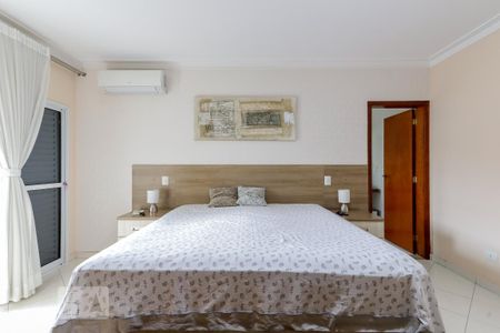Casa à venda com 235m², 3 quartos e 4 vagas Casa à venda com 235m², 3 quartos e 4 vagasSuíte 1